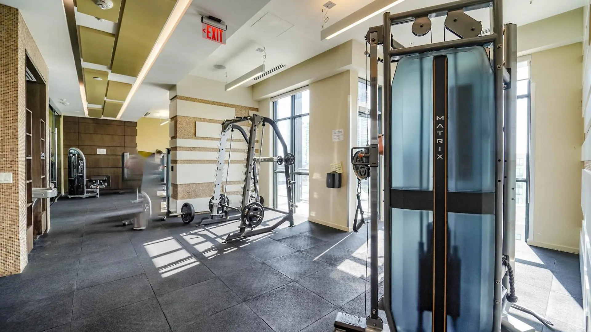 Chol Furnished Suites Heart Of Downtown Toronto, 2 Beds, Free Parking, Cn Tower View Apartmán