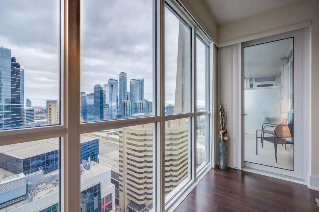 Chol Furnished Suites Heart Of Downtown Toronto, 2 Beds, Free Parking, Cn Tower View Apartmán