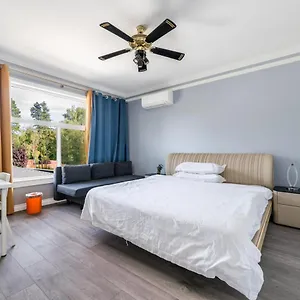  Homestay Amy Canada