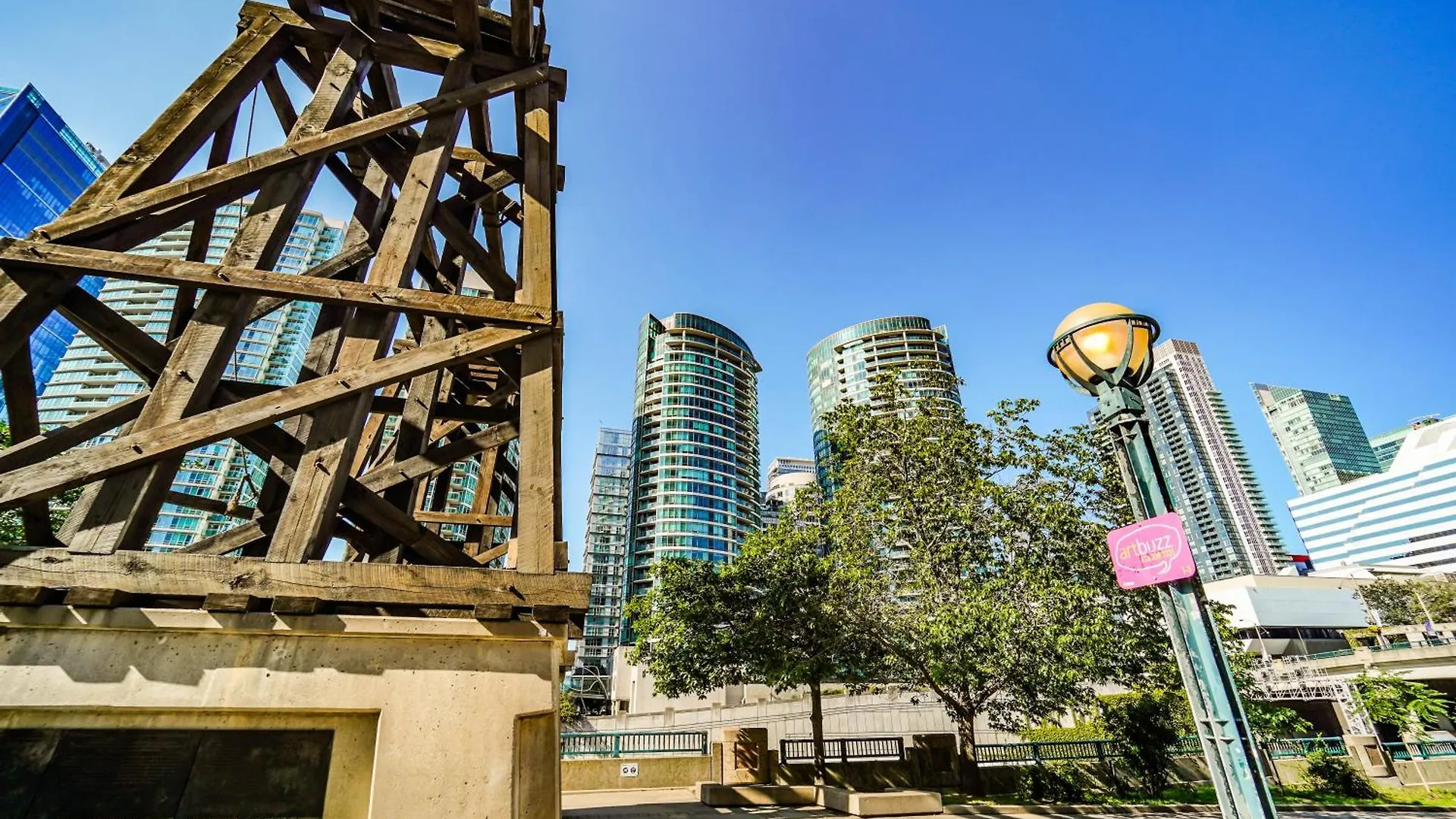 Chol Furnished Suites Heart Of Downtown Toronto, 2 Beds, Free Parking, Cn Tower View Canadá