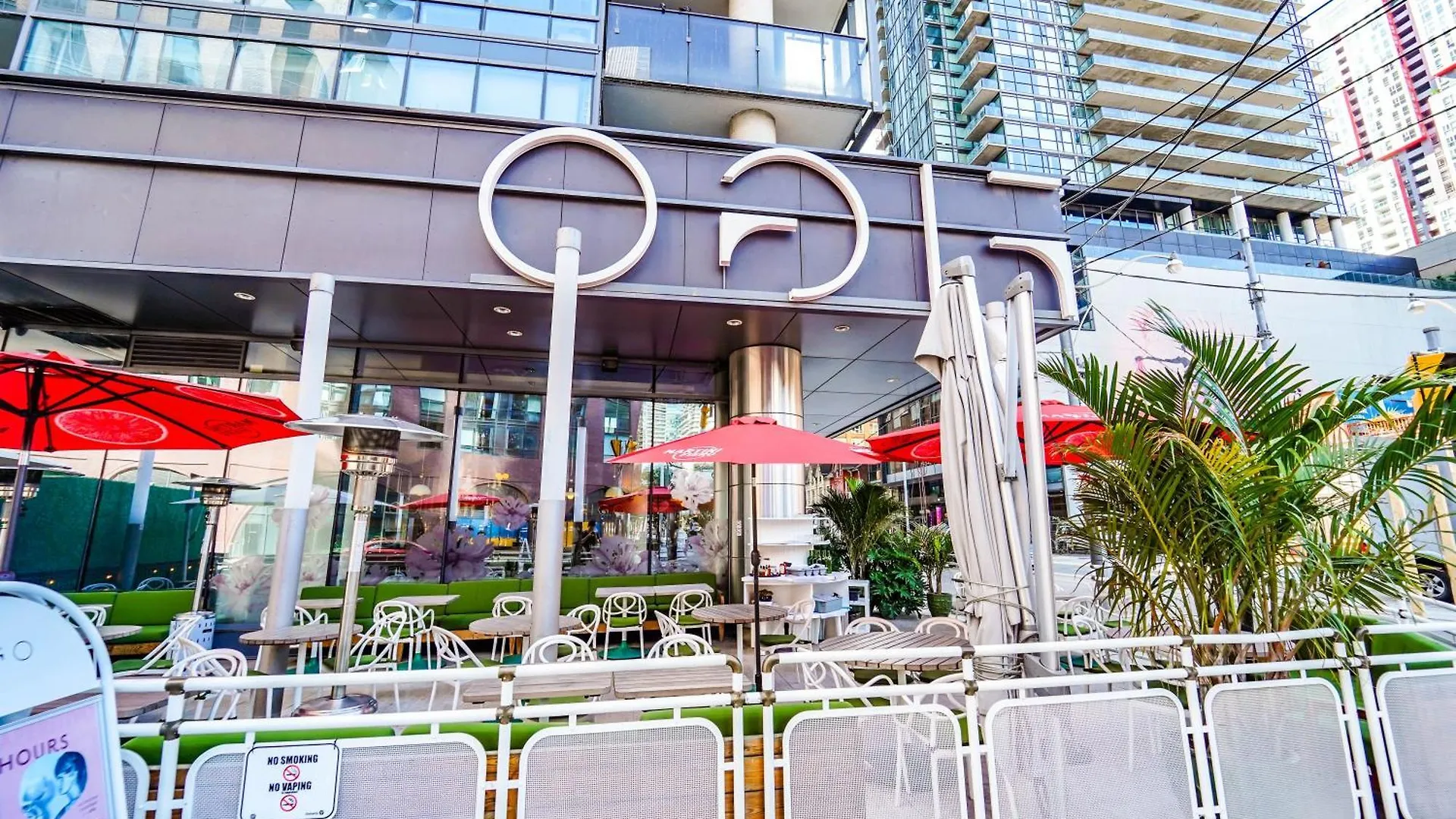 Chol Furnished Suites Heart Of Downtown Toronto, 2 Beds, Free Parking, Cn Tower View Apartamento Toronto