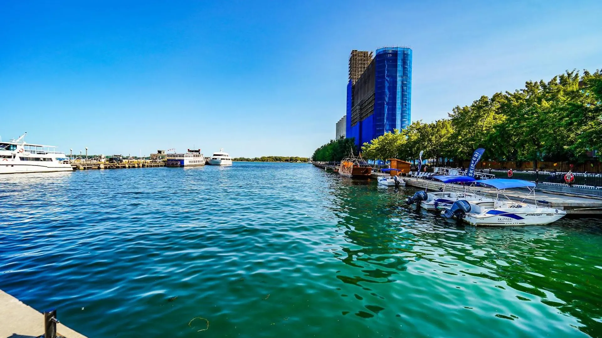 Chol Furnished Suites Heart Of Downtown Toronto, 2 Beds, Free Parking, Cn Tower View Canadá