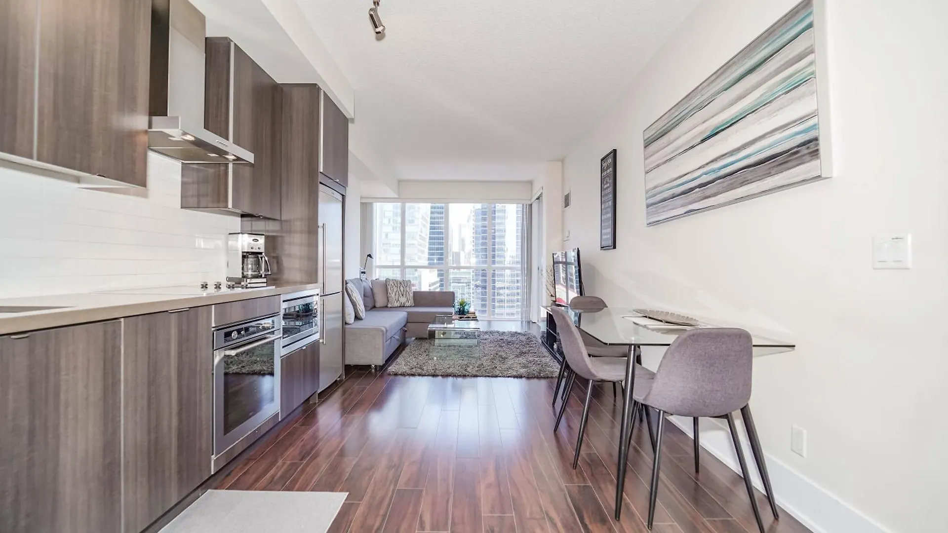 Chol Furnished Suites Heart Of Downtown Toronto, 2 Beds, Free Parking, Cn Tower View 0*, Toronto Canadá