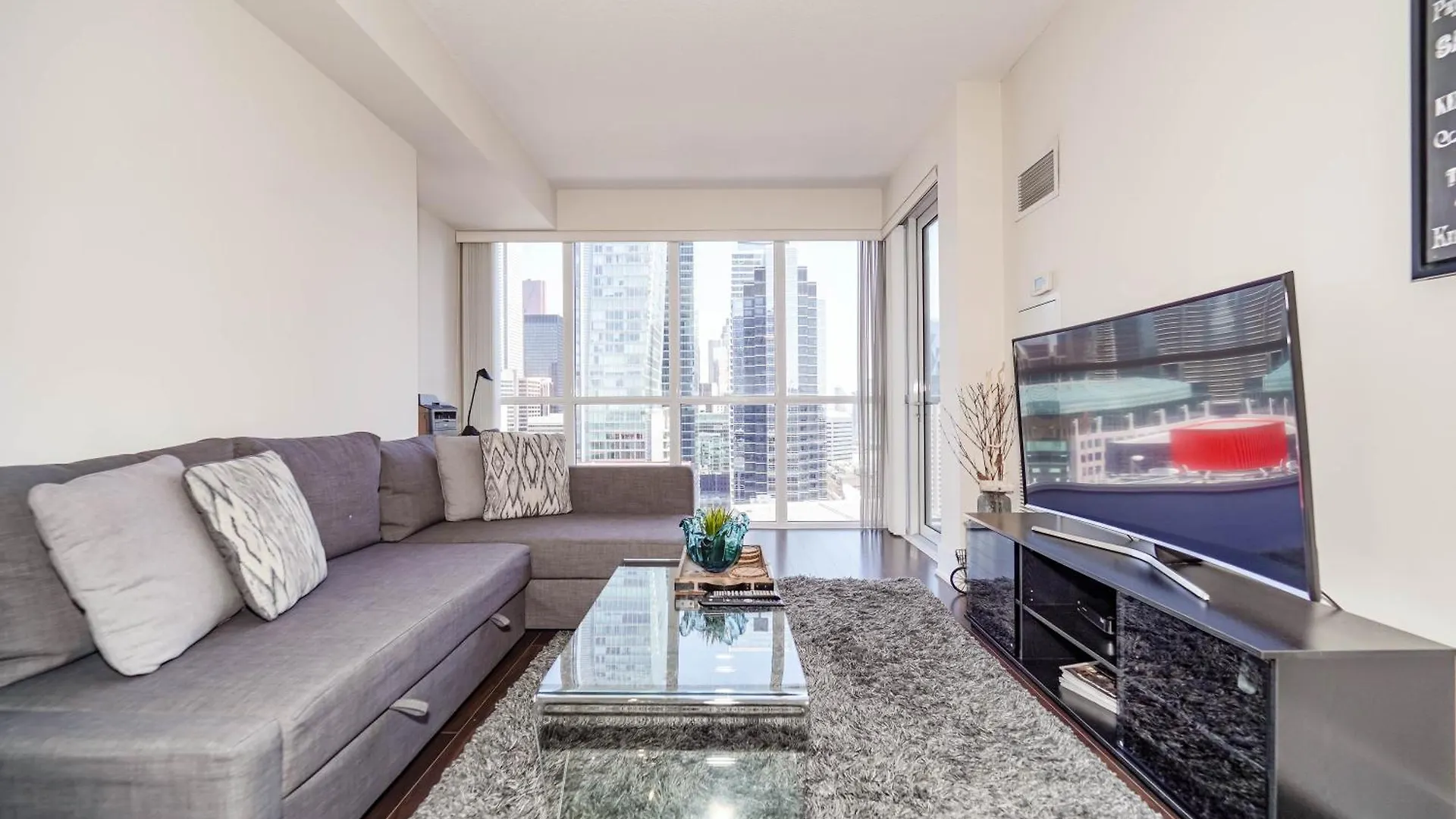 Apartamento Chol Furnished Suites Heart Of Downtown Toronto, 2 Beds, Free Parking, Cn Tower View Canadá