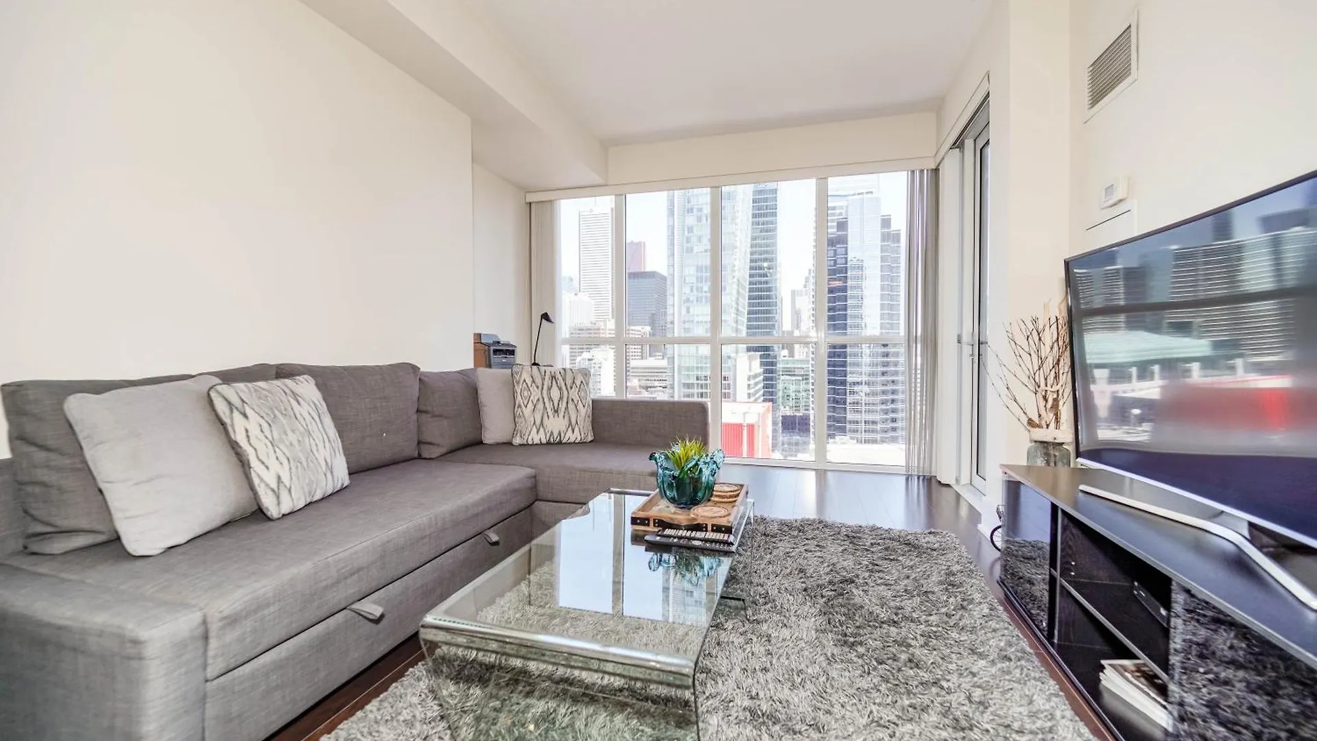 Apartamento Chol Furnished Suites Heart Of Downtown Toronto, 2 Beds, Free Parking, Cn Tower View Canadá