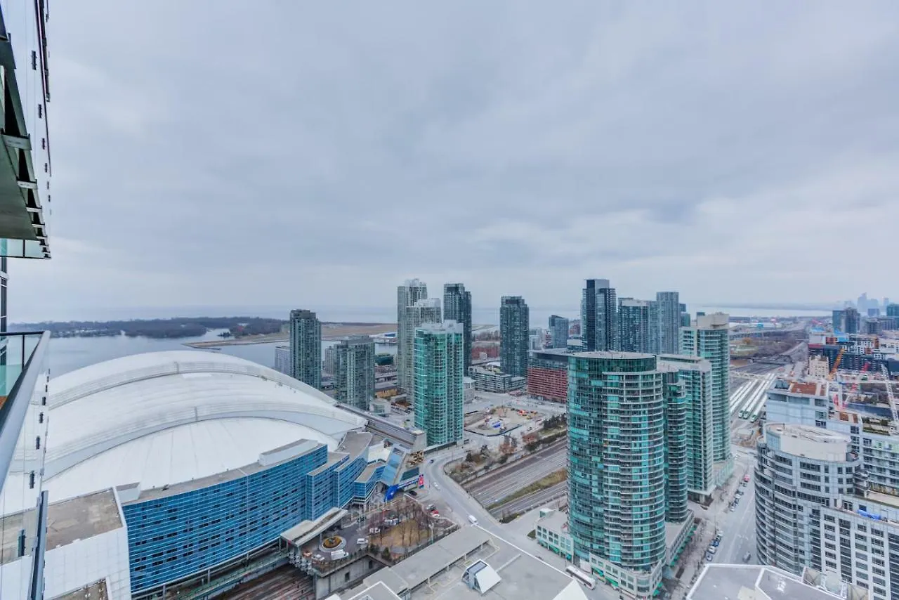 Chol Furnished Suites Heart Of Downtown Toronto, 2 Beds, Free Parking, Cn Tower View Apartamento