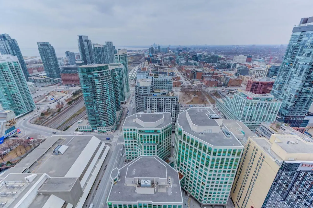 Apartamento Chol Furnished Suites Heart Of Downtown Toronto, 2 Beds, Free Parking, Cn Tower View