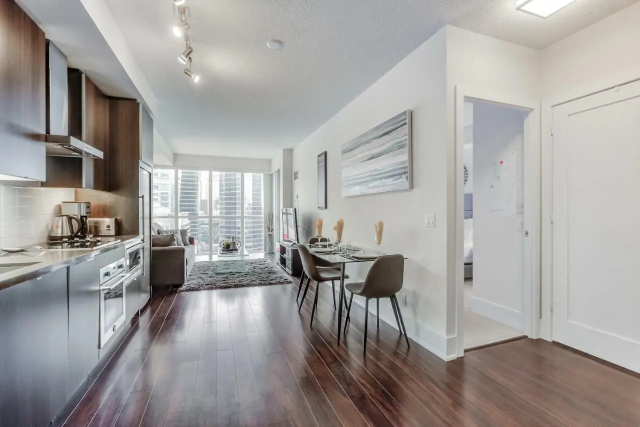 Apartamento Chol Furnished Suites Heart Of Downtown Toronto, 2 Beds, Free Parking, Cn Tower View